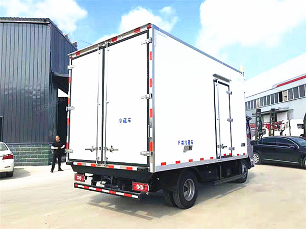福田奧鈴速運國六冷藏車(chē)