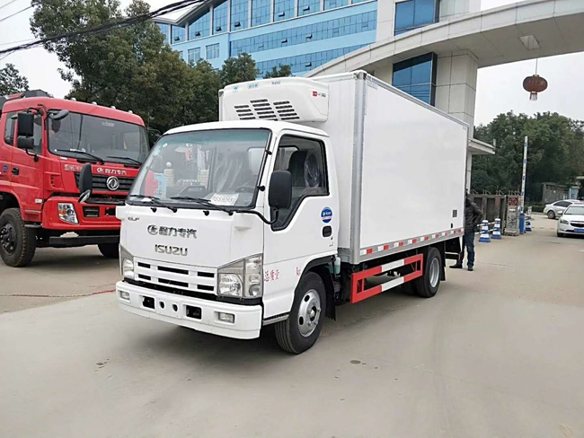五十鈴國六冷藏車(chē)