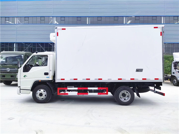 江鈴順達國六4.2米冷藏車(chē)