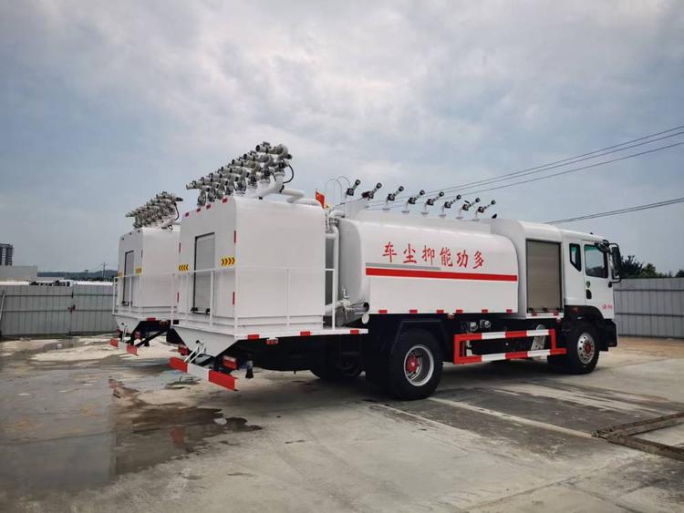 噴霧壓塵車(chē)的結構與霧炮車(chē)有什么不同？