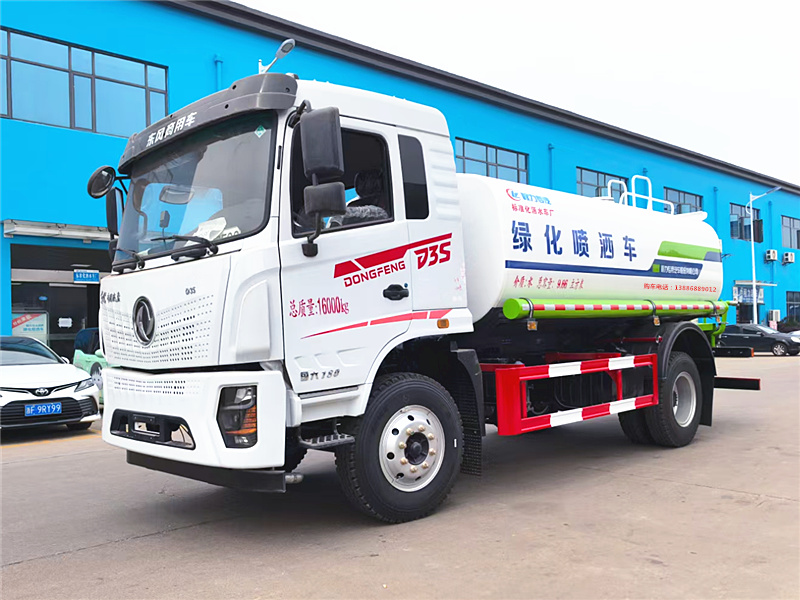 東風(fēng)專(zhuān)用底盤(pán)D3S灑水車(chē)